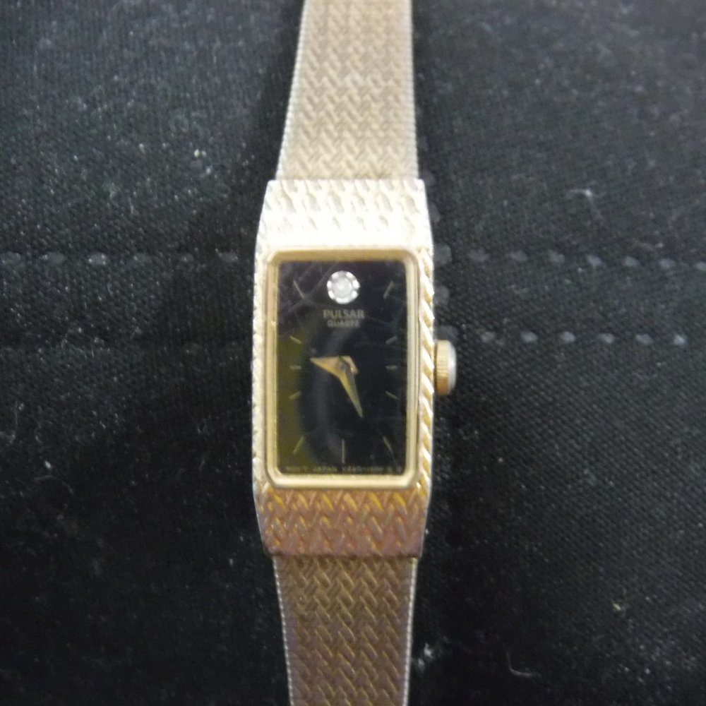 Dainty Vintage Pulsar (Seiko) Women's Quartz Wrist Watch